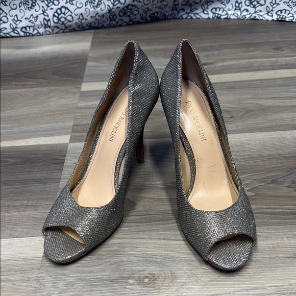 🏁 Enzo Angiolini Women's Silver Peep-Toe Heels size 8.5 - Picture 1 of 9